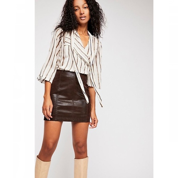 Free People Modern Femme Vegan Suede Mini Skirt Brown / Chestnut - Picture 1 of 10